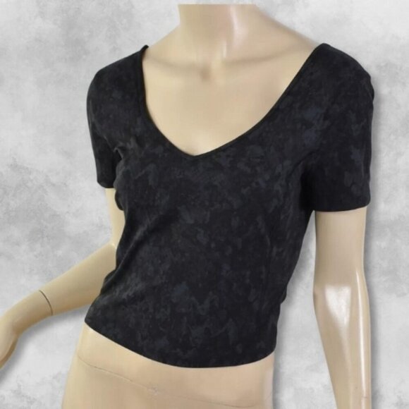 Lululemon Align Tee Crop Top V-Neck Short Sleeve Lightweight Camo Coal Gray W 10 - Picture 3 of 8